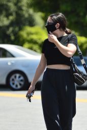 Charli XCX in a Black Crop Top and Joggers at the Grocery Store in LA 07/30/2020