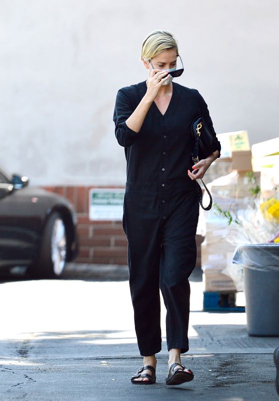 Charlize Theron - Shopping in Los Angeles 07/21/2020