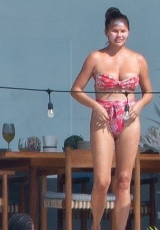 Chrissy Teigen in a Bikini - Cabo 07/06/2020