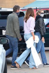 Cindy Crawford and Kaia Gerber - Family Dinner at Nobu in Malibu 07/20/2020