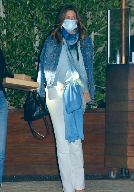 Cindy Crawford at SoHo House in LA 07/29/2020