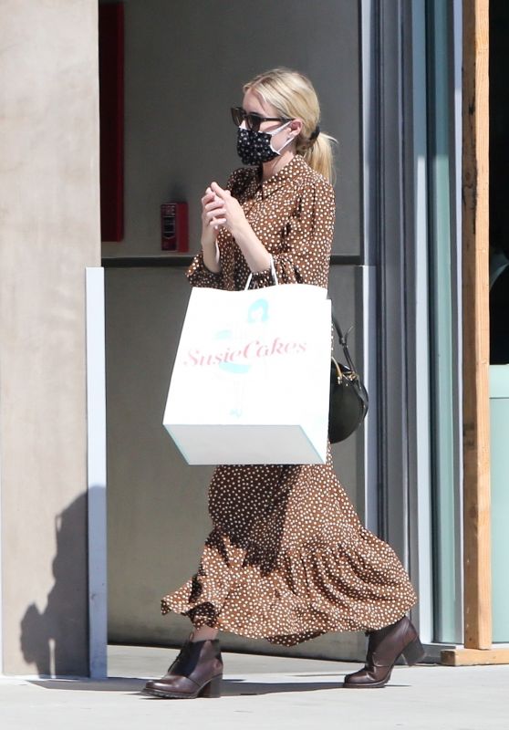 Emma Roberts - Picking Up Some Susie Cakes in LA 07/03/2020