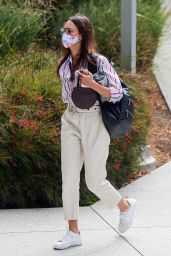 Jessica Alba - Heading to Work at the Honest Company in LA 07/28/2020
