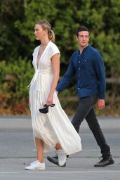 Karlie Kloss and Her Husband Joshua Kushner  - Out in Los Angeles 07/11/2020