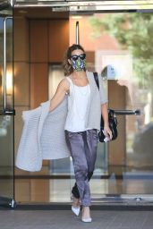 Kate Beckinsale Style - Los Angeles 07/08/2020