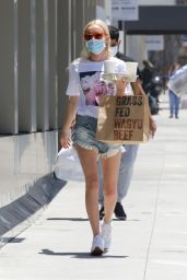 Kate Bosworth - Picking Up Lunch in LA 07/07/2020