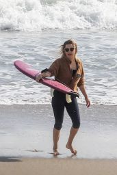 Kate Hudson - Beach in Malibu 07/02/2020