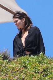 Kendall Jenner and Kourtney Kardashian - "Keeping Up With The Kardashians" Set in Malibu 07/14/2020