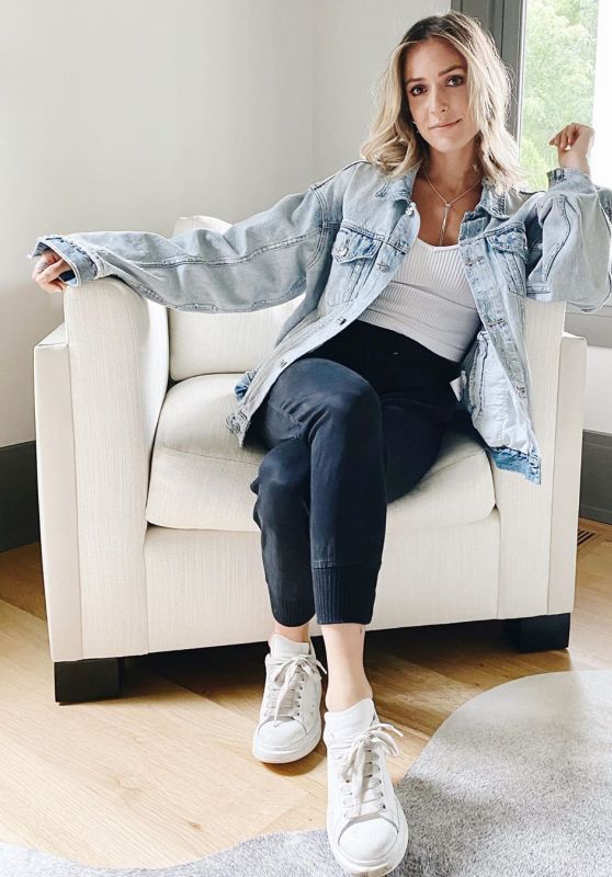 Kristin Cavallari Outfit - Instagram 07/31/2020