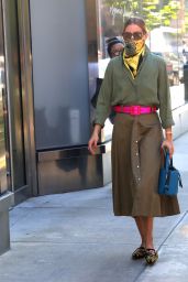 Olivia Palermo Street Style - Brooklyn 07/13/2020 • CelebMafia