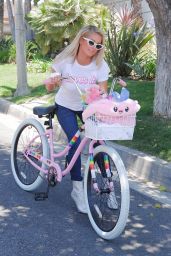 Paris Hilton - Bike Riding in Beverly Hills 07/09/2020