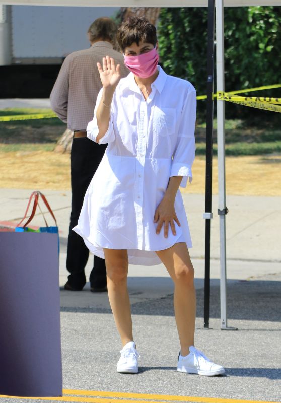 Selma Blair in White Shirt-Dress and Pink Face Mask 07/05/2020