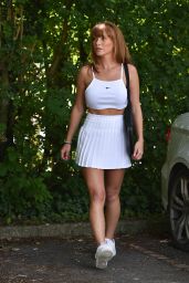 Summer Monteys-Fullum - Arrives at a Tennis Court in Canterbury 07/19/2020