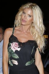 Victoria Silvstedt Night Out Style - Leaving the Senequier in Saint-Tropez 07/18/2020