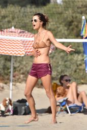 Alessandra Ambrosio - Plays Volleyball in Santa Monica 08/22/2020
