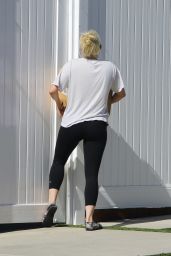 Ariel Winter in Black Leggings and a White T-Shirt 08/11/2020