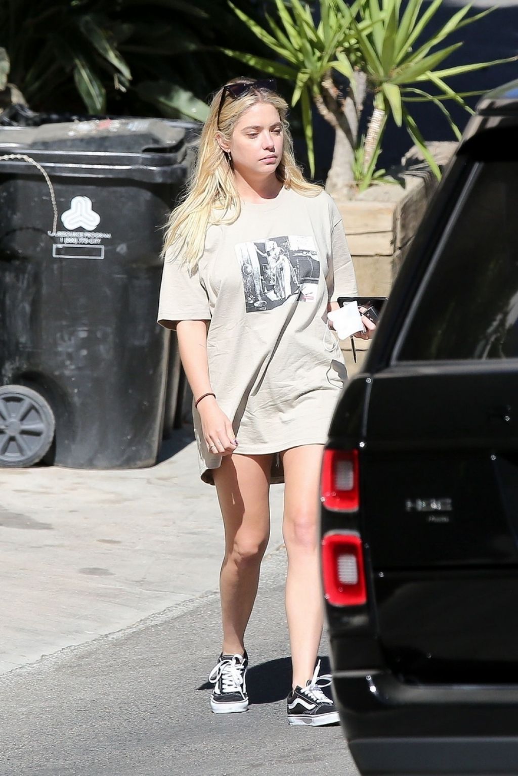 Ashley Benson - Out in Los Feliz 08/09/2020 • CelebMafia