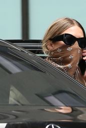 Ashley Olsen - Leaving The Row Office in New York 08/06/2020