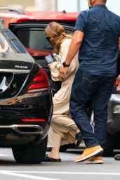 Ashley Olsen - Leaving The Row Office in New York 08/06/2020