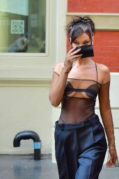 Bella Hadid - Out in New York City 08/28/2020