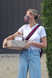 Brie Larson Street Style - Los Angeles 08/14/2020