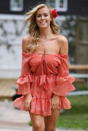 Chloe Meadows - "The Only Way is Essex" TV Show Filming in Essex 08/21/2020
