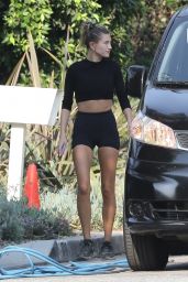 Hailey Bieber - Return Home After Their Workout Session in Beverly Hills 08/19/2020