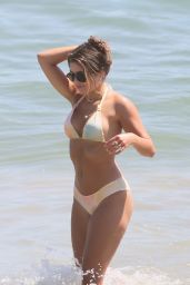 Hannah Ann Sluss Hot in a Bikini - Malibu 08/02/2020