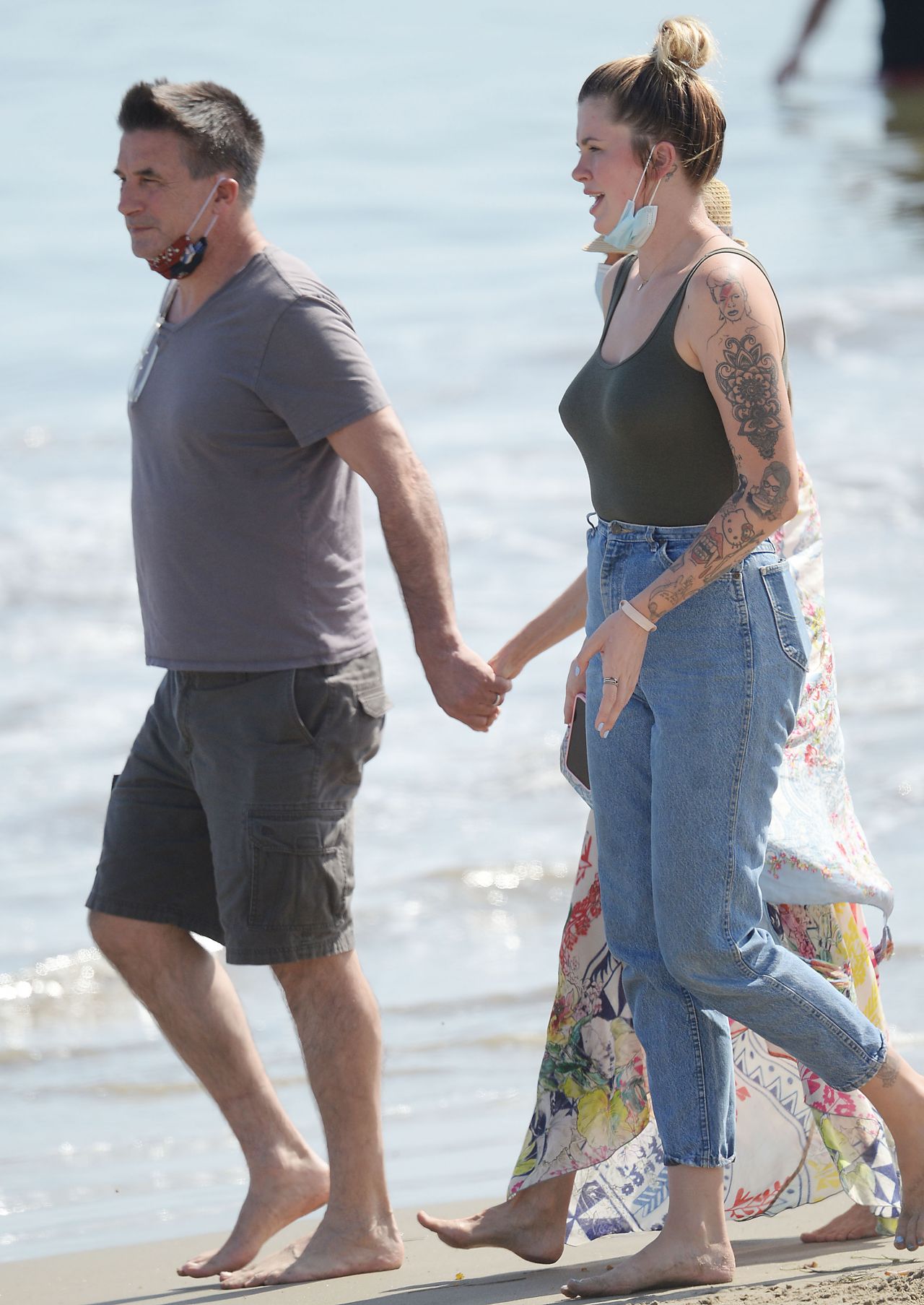 Ireland Baldwin at the Beach in Malibu 08/16/2020 • CelebMafia