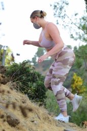 Iskra Lawrence - Hike in Los Angeles 08/30/2020