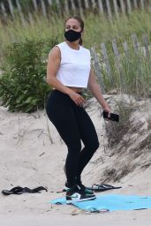 Jennifer Lopez - Posing for Sunset Portraits in Hamptons 08/14/2020