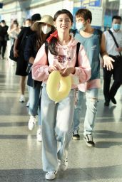Joey Chua - Arrives at a Shanghai Airport 08/22/2020