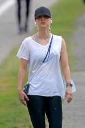 Kaley Cuoco - Out in The Hamptons 08/19/2020