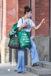 Katie Holmes - Grocery Shopping in NYC 08/17/2020