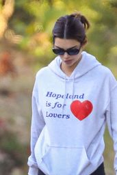 Kendall Jenner - Hiking in Malibu 08/01/2020
