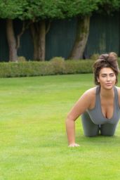 Lauren Goodger - Working Out in an Essex Local Park 08/05/2020