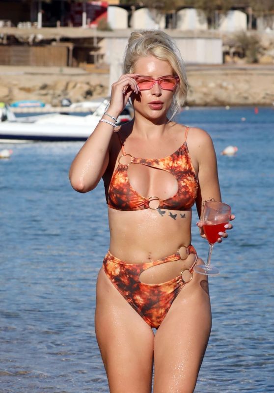 Lottie Moss in PrettyLittleThing Bikini - Mykonos 08/20/2020