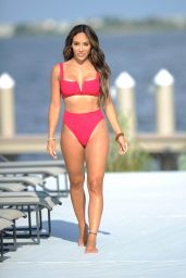 Melissa Gorga Tries on Some New Bikinis - Jersey Shore 08/06/2020