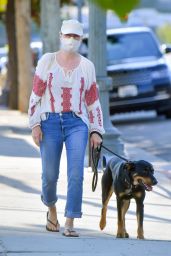 Meryl Streep - Takes Her Dog on a Walk in Santa Monica 08/25/2020
