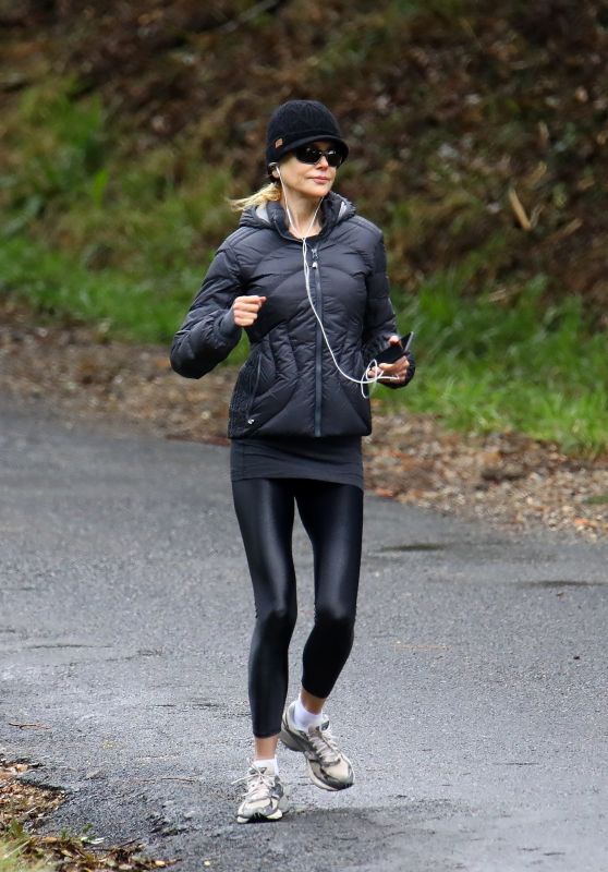 Nicole Kidman - Morning Run in Byron Bay 08/15/2020