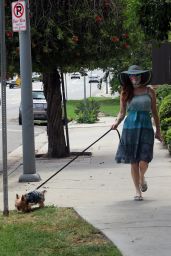 Phoebe Price - Walking Her Dog Henry in LA 08/17/2020