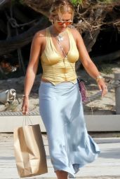 Rita Ora - Holiday in Ibiza 08/02/2020
