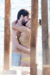 Roxy Horner and Jack Whitehall - Romantic Holiday on the Island of Naxos 08/22/2020