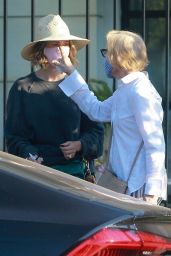 Sarah Paulson and Holland Taylor - Shopping on Melrose Place in West Hollywood 08/27/2020