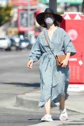 Sarah Paulson - Furniture Shopping in Los Angeles 07/30/2020