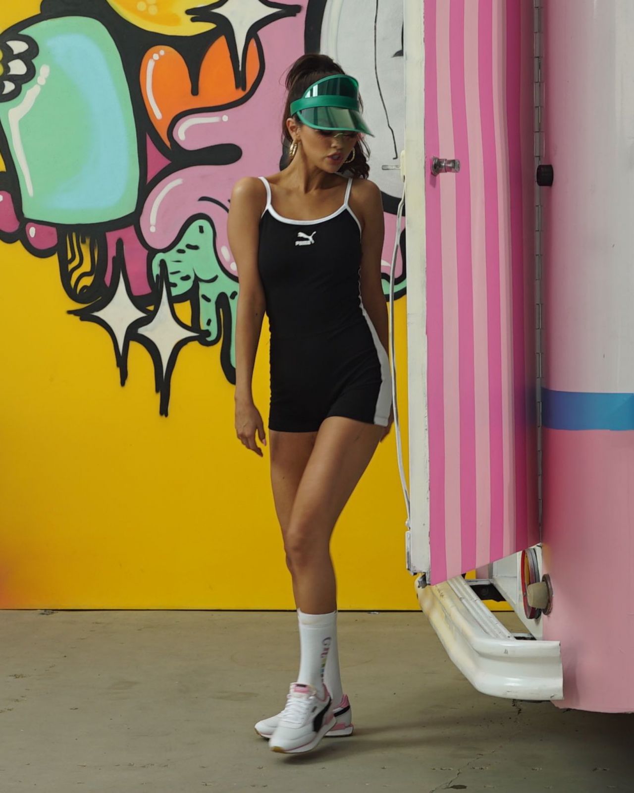 Selena Gomez Outfit – “Ice Cream” Music Video (II)