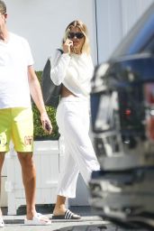 Sofia Richie - Arrives at a House in Malibu 08/08/2020