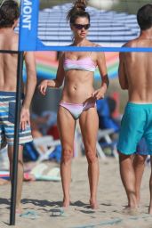 Alessandra Ambrosio - Playing Beach Volleyball in Santa Monica 09/19/2020