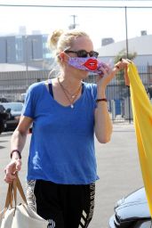 Anne Heche - Out in Los Angeles 09/20/2020