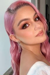 Ariel Winter - Social Media Photos 09/23/2020